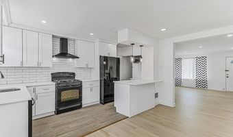 4304 OAKMONT St, Philadelphia, PA 19136