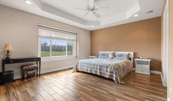 1815 Bent Tree Ct, Auburn, IN 46706