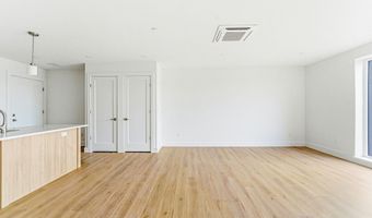 1035 Commonwealth Ave 301, Boston, MA 02215