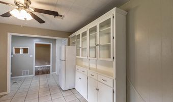 834 S A St, Arkansas City, KS 67005