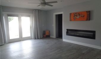 176 Vernon St, Warwick, RI 02889