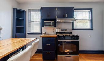 3005 Oakwood St, Ann Arbor, MI 48104