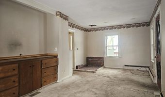 114 Smith St, Athol, MA 01331