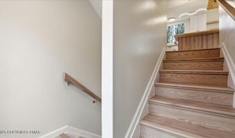 45 Tamarack Ter, Albrightsville, PA 18210