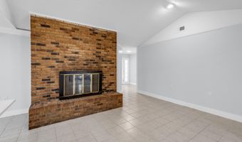 729 Canterbury Dr, Biloxi, MS 39532