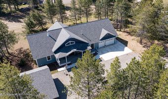 688 Champs Rd, Bonners Ferry, ID 83805