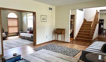 863 Marc Dr, Alton, IL 62002