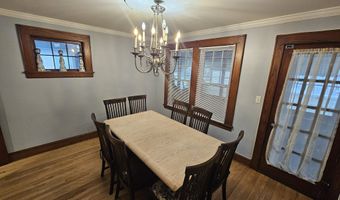 58 Waverly Pl, Bridgeport, CT 06610
