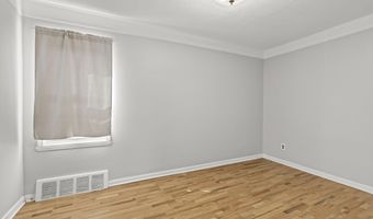 7210 Buckingham Ave, Allen Park, MI 48101