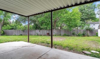 6222 Danbury St, Bel Aire, KS 67220