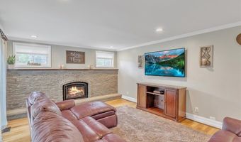 65 Autumnview Rd, Amherst, NY 14221
