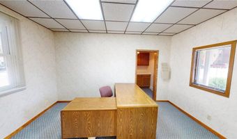 244 Clark St W, Albert Lea, MN 56007