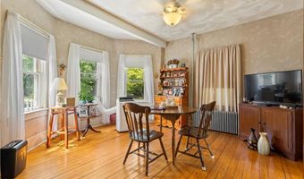 30 Pomham St, Cranston, RI 02910