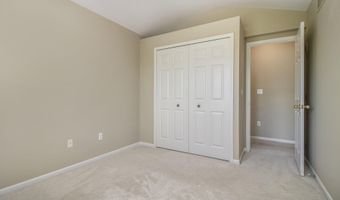 5974 Versailles Ave E, Ann Arbor, MI 48103