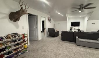 280 W Main St, Cowley, WY 82420