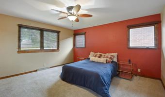1005 MELTON St, Cheyenne, WY 82009