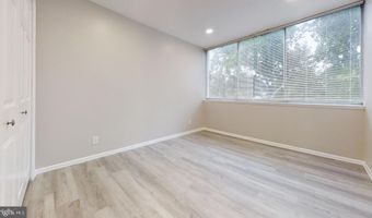 1822 METZEROTT Rd 305, Adelphi, MD 20783