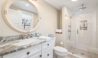 81 S Pier Rd, Narragansett, RI 02882