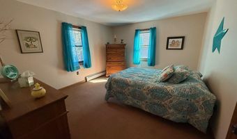 1196 Bancroft Rd, Becket, MA 01223