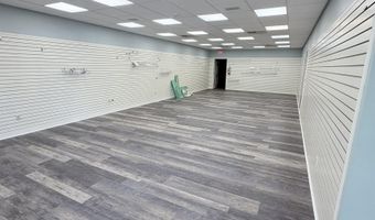 12 Main St, Center Harbor, NH 03226
