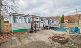 2 Ash Ln, North Providence, RI 02911