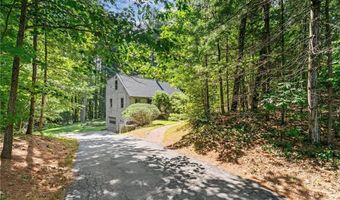 30 Pacheco Dr, North Smithfield, RI 02896
