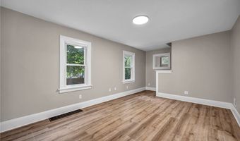 825 Dan St, Akron, OH 44310