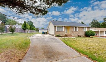 223 Aldridge Ln, Archdale, NC 27263