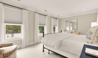7449 ARLINGTON Rd, Bethesda, MD 20814