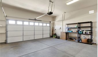 19269 Galloping Hill Rd, Apple Valley, CA 92308