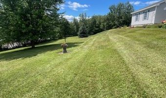 14 Grandview Dr, Berlin, NH 03570