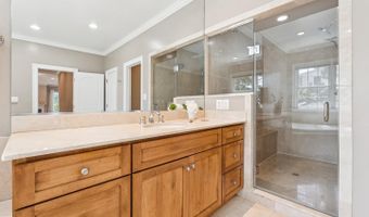 6111 DUNLEER Ct, Bethesda, MD 20817
