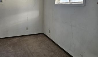 108 W 5th St, Hawthorne, NV 89415