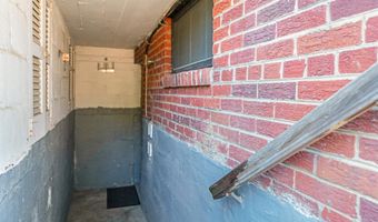 2100 27TH St S, Arlington, VA 22206