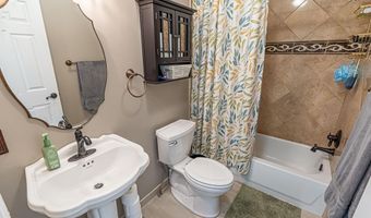 19328 Stirrup Dr, Abingdon, VA 24211