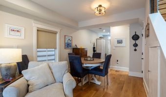 32 CORNHILL St, Annapolis, MD 21401