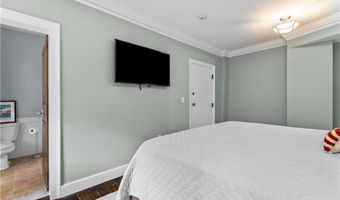44 Bradford St 49, Bristol, RI 02809
