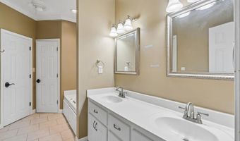 100 KENTWOOD TRAIL Cir, Alabaster, AL 35007