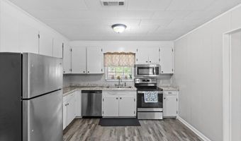 205 Dahlia Dr, Andalusia, AL 36420
