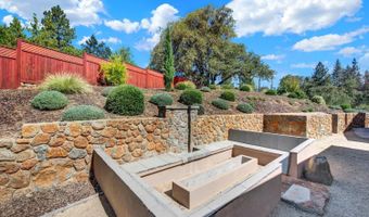 875 White Cottage Rd N, Angwin, CA 94508