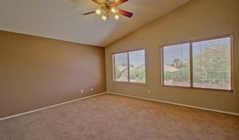 1674 W MACAW Dr, Chandler, AZ 85286