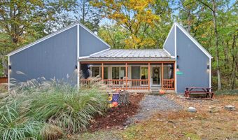 16 SPRUCE HOLLOW Rd, Basye, VA 22810