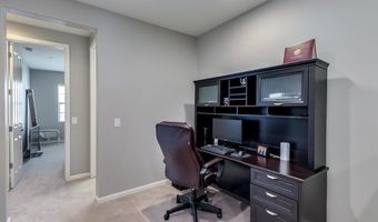 2477 W Market Pl 32, Chandler, AZ 85248