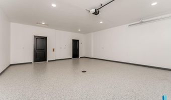 414 N Almond Ave, Brandon, SD 57005