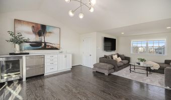 2822 Purley Ave, Ann Arbor, MI 48105