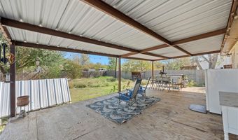 201 S Richards St, Aquilla, TX 76622