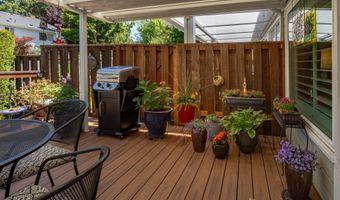 4808 SW WEMBLEY Pl, Beaverton, OR 97005