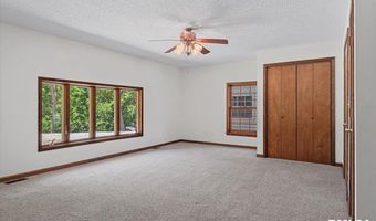 1541 Literberry Triopia Rd, Arenzville, IL 62611