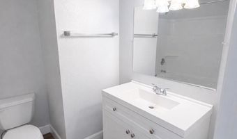 15550 NW Broad St, Altha, FL 32421