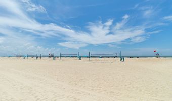 213 W Bogue Sound Dr, Atlantic Beach, NC 28512